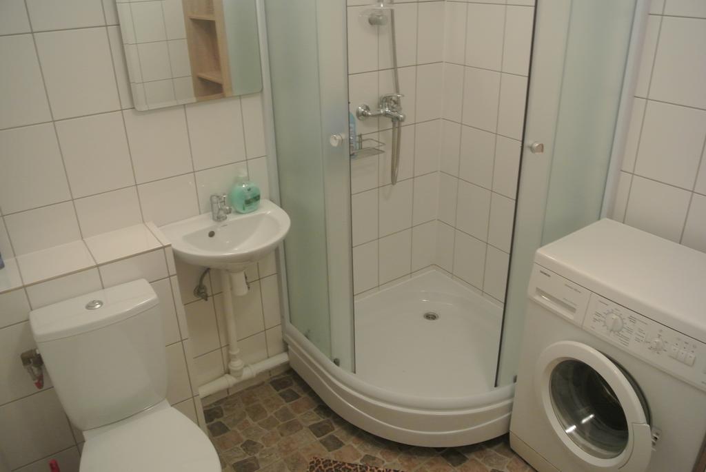 Piramida Apartments Narva Buitenkant foto