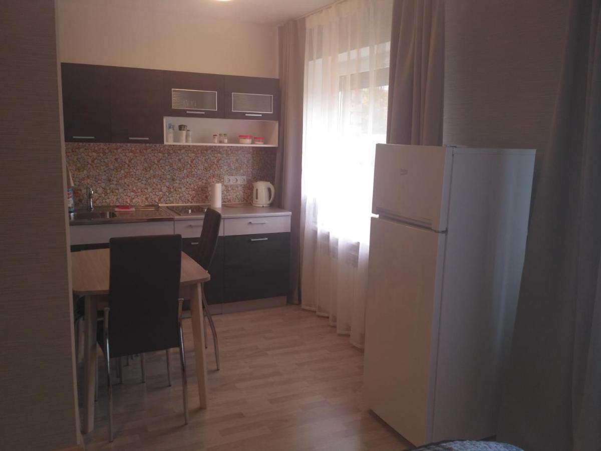 Piramida Apartments Narva Buitenkant foto